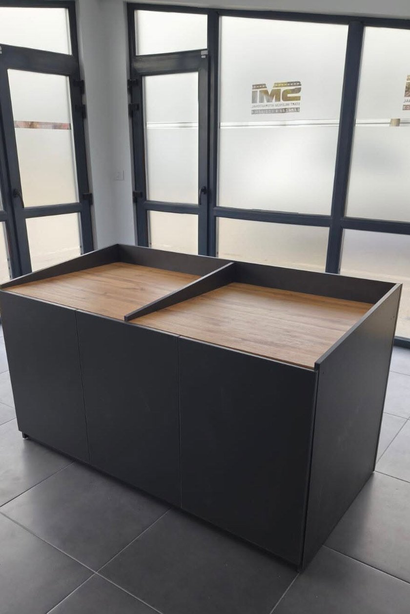 Mobilier de birou la comandă realizat de Damasc Home